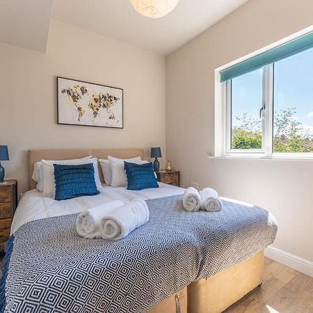Superb One Bedroom Apartment In Coventry Cv1 *New* Екстериор снимка