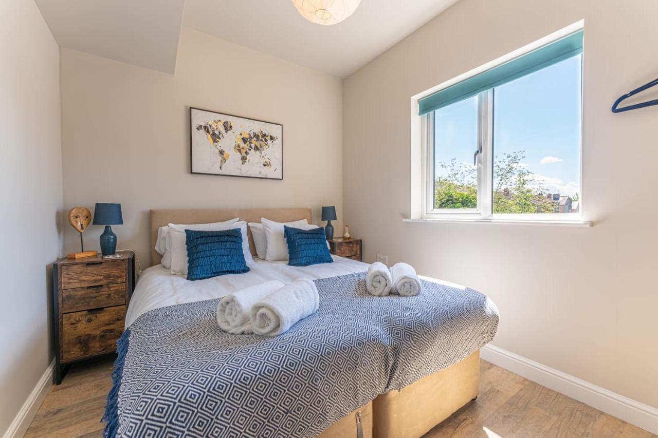 Superb One Bedroom Apartment In Coventry Cv1 *New* Екстериор снимка